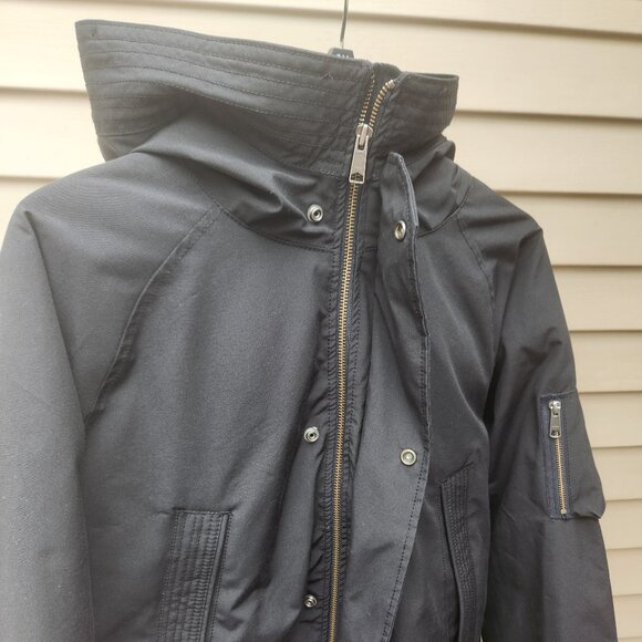 GAP Men's Primaloft Black Down Alternative Coat Hooded Zip-Up - Picture 3 of 16